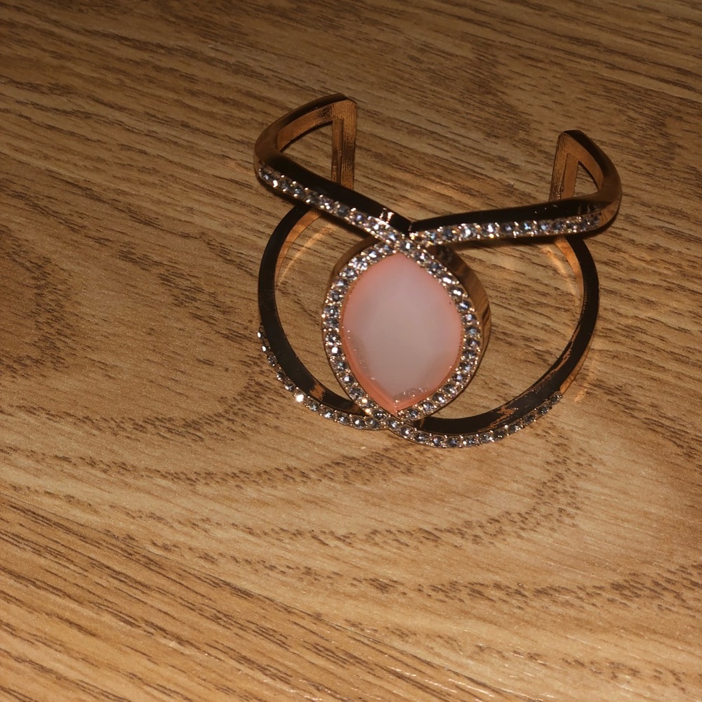 Bracelets - Picture 2 of 5